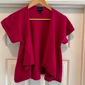 100% cashmere magenta pink wrap, size S